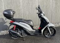PIAGGIO Medley S 125 IGET ABS E5 + top case + bulle