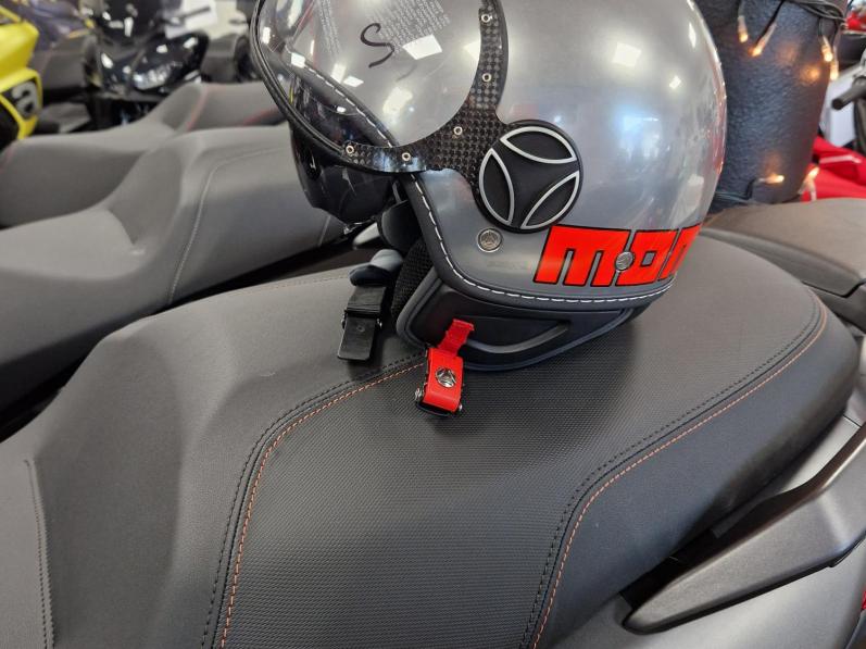 Casque MOMO Design S visière solaire