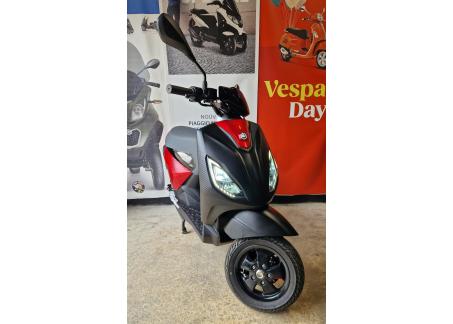 PIAGGIO 1 ACTIVE DE DÉMONSTRATION